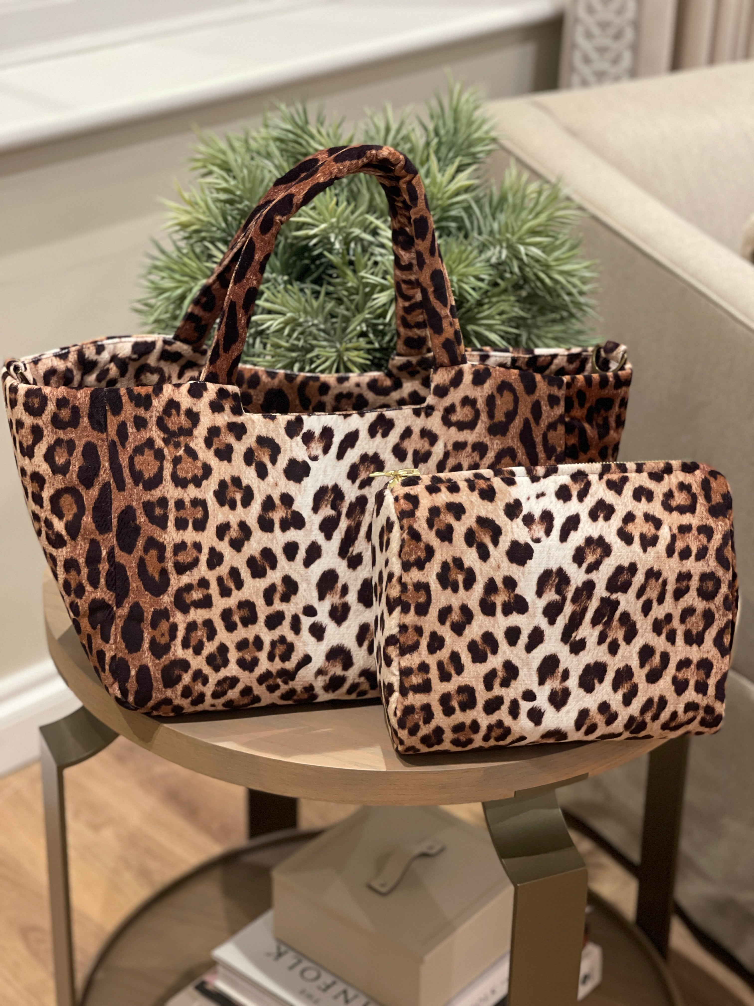 The Leopard Signature Pouch