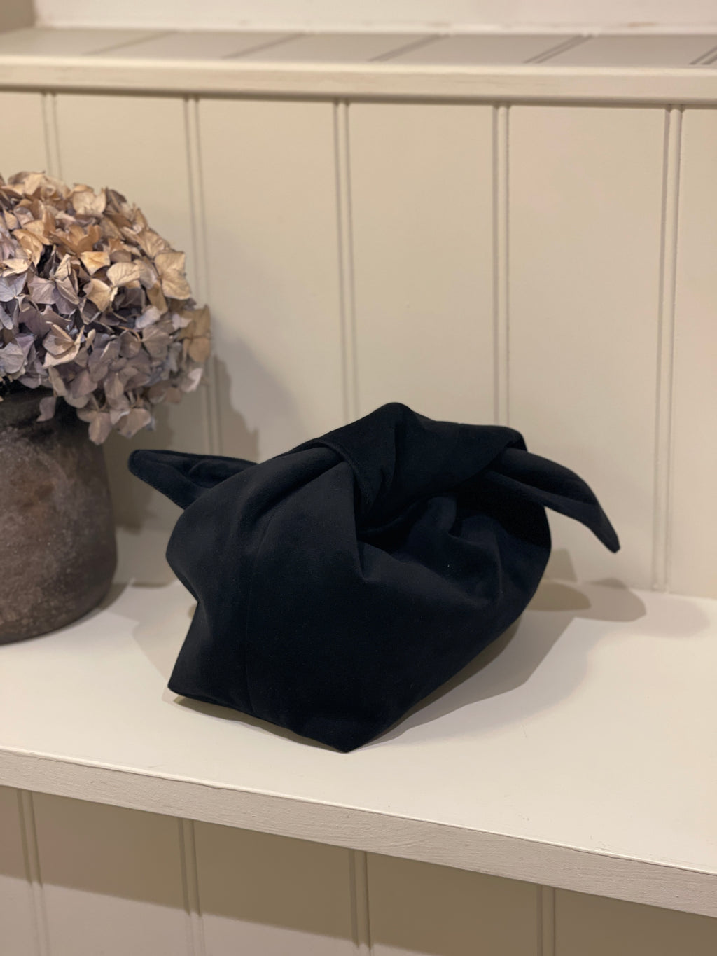 The Black Velvet Kiss Clutch Bag