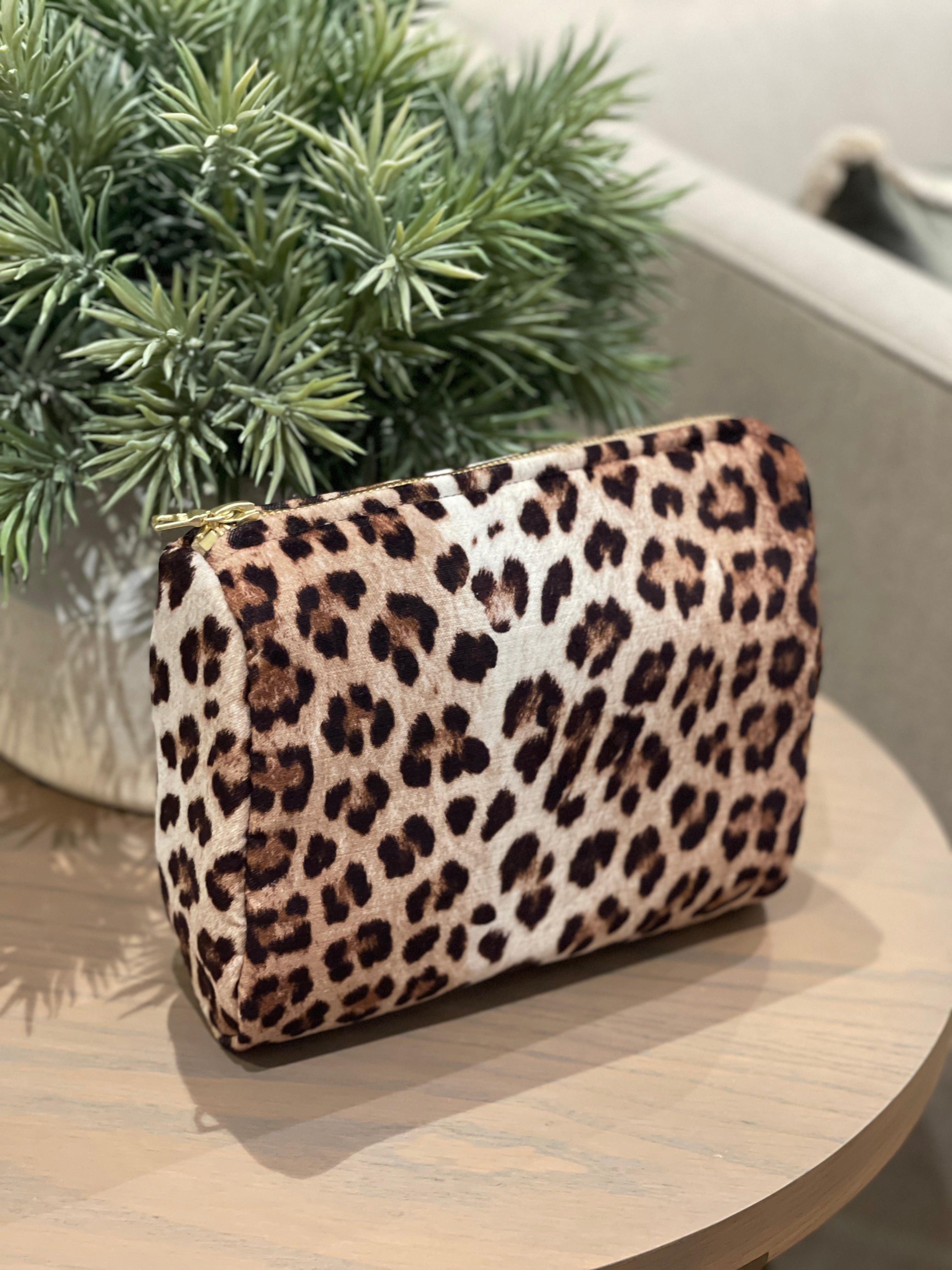 The Leopard Signature Pouch