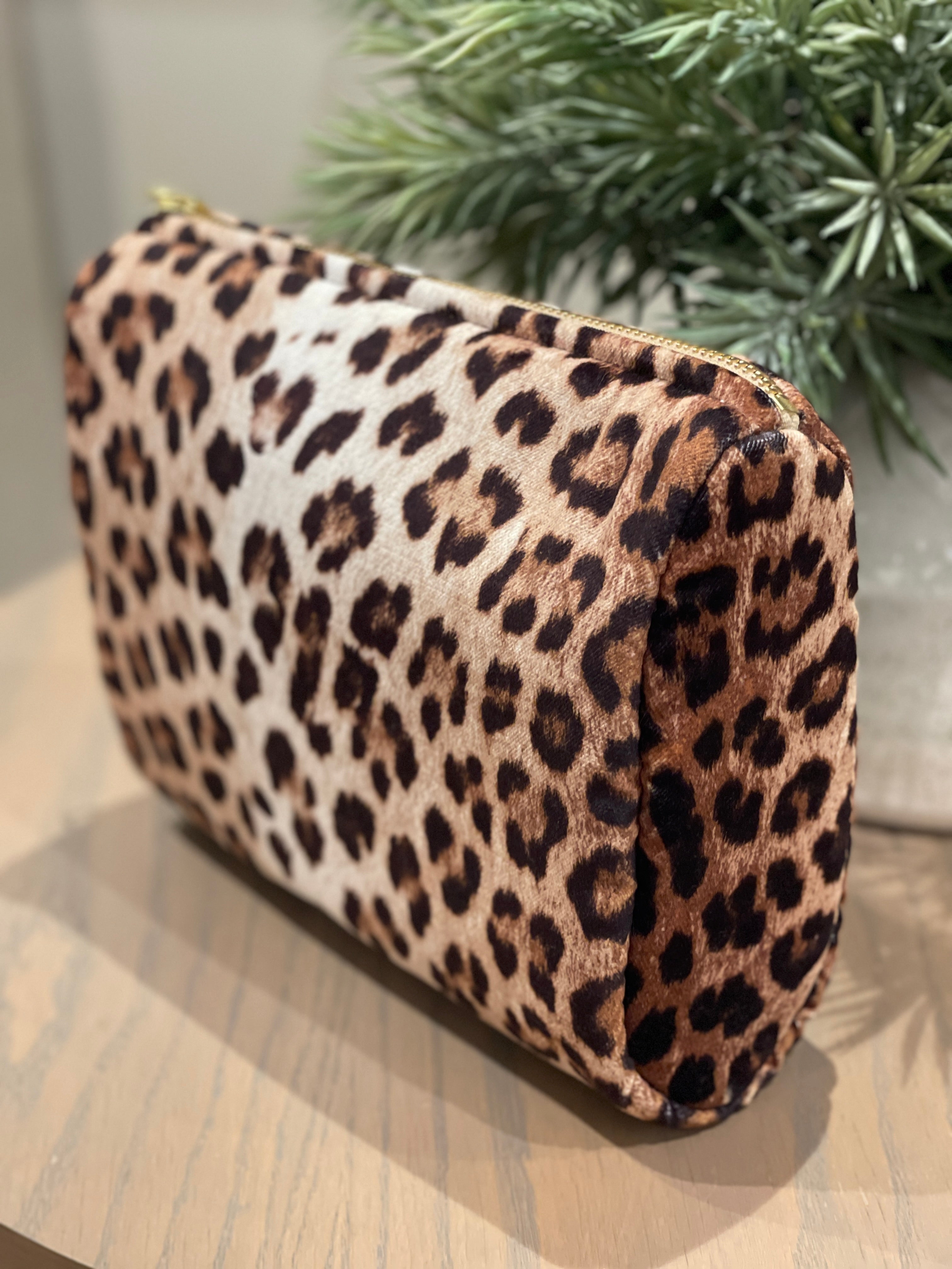 The Leopard Signature Pouch